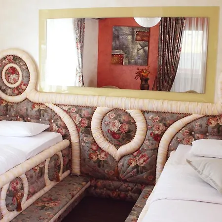 ホテル Bali Paradizo