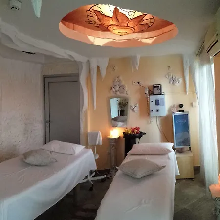 Bali Paradizo 4* Zemun